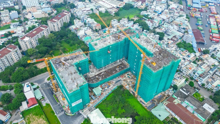 TP.HCM gần 100 dự án bất động sản đóng băng vì vướng giá đất